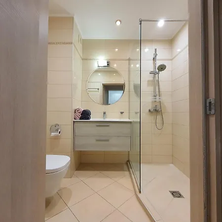 アパート Topalov *